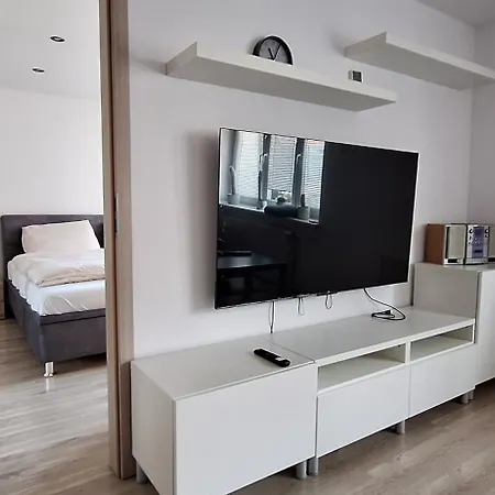 2 Modern Flat Near The Hockey Stadium Apartment Trencin