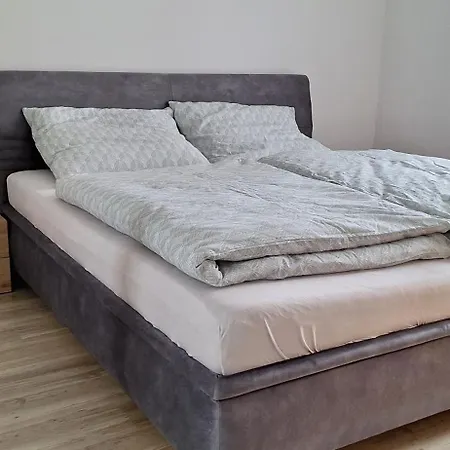 Apartment 2 Modern Flat Near The Hockey Stadium Trencin