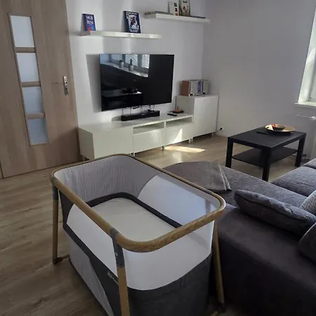Apartament 2 Modern Flat Near The Hockey Stadium Trenčín